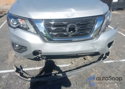 2019 Nissan Pathfinder Sv z USA, uszkodzony, nr VIN 5N1DR2MM5KC577023